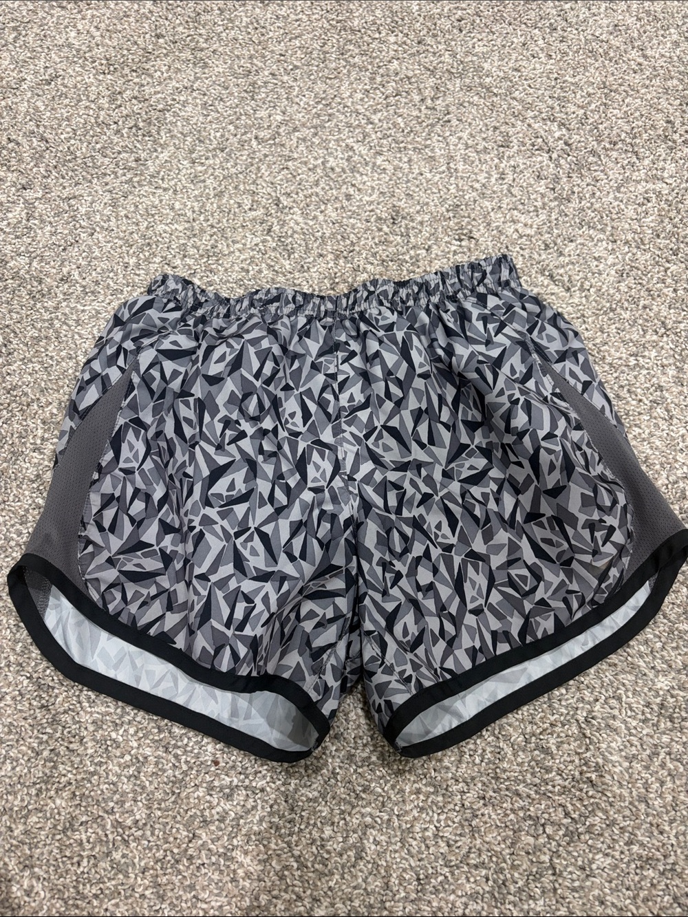 Nike Kids Gray Geometric Athletic Shorts